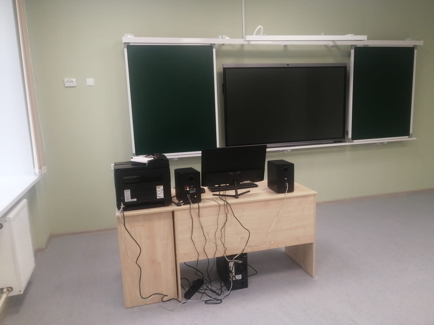 Поставка и установка интерактивных программно-аппаратных комплексов в МБОУ СШ № 86 г. Красноярск